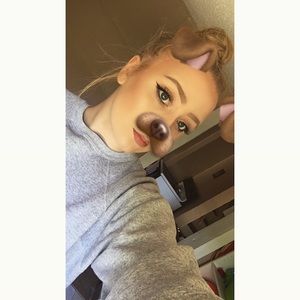 Meet your Posher, Abby